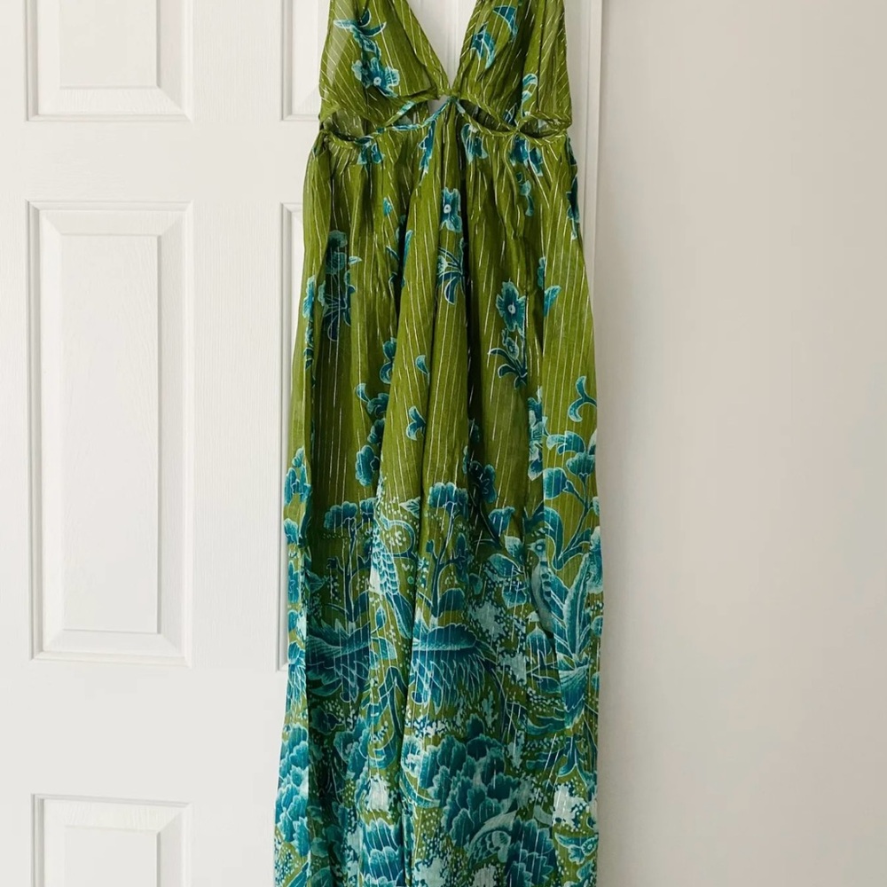 Anthropologie dress with cutouts & crossed straps for the perfect summer dress.